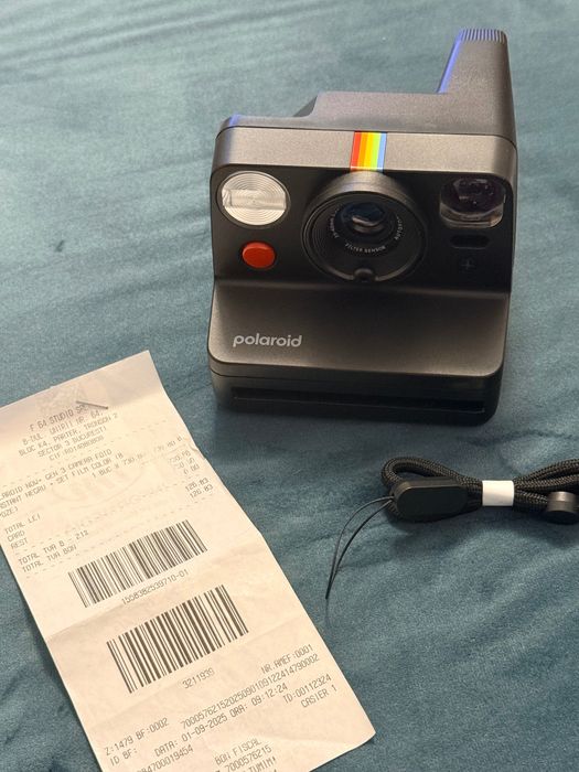 Aparat foto Polaroid Now+ Generation 3 + App Control, în garanție