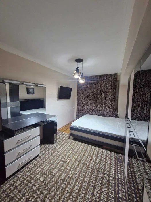 Юнусабад 2/3/4  57 м2