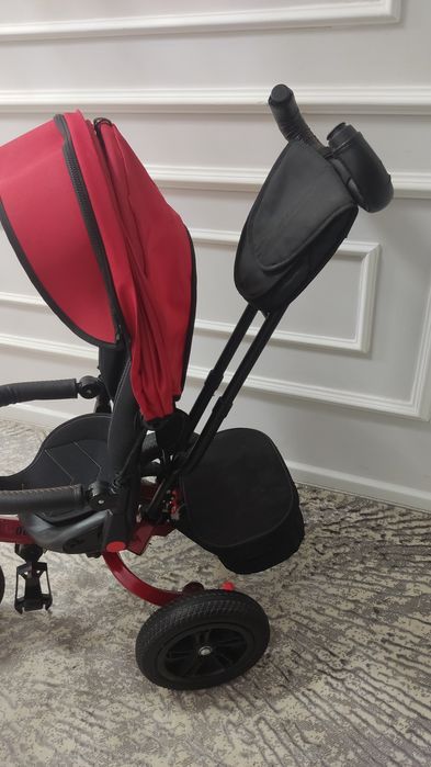 Продам велосипед с родительской ручкой