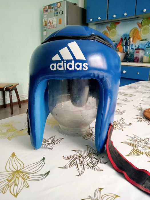 Каска для каратэ