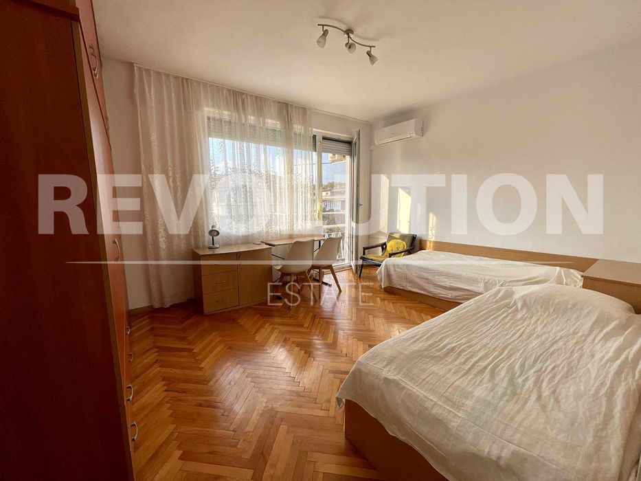 Дава се под наем Тристаен апартамент в Варна, Център - 74 кв.м за 510 € - Снимка #5