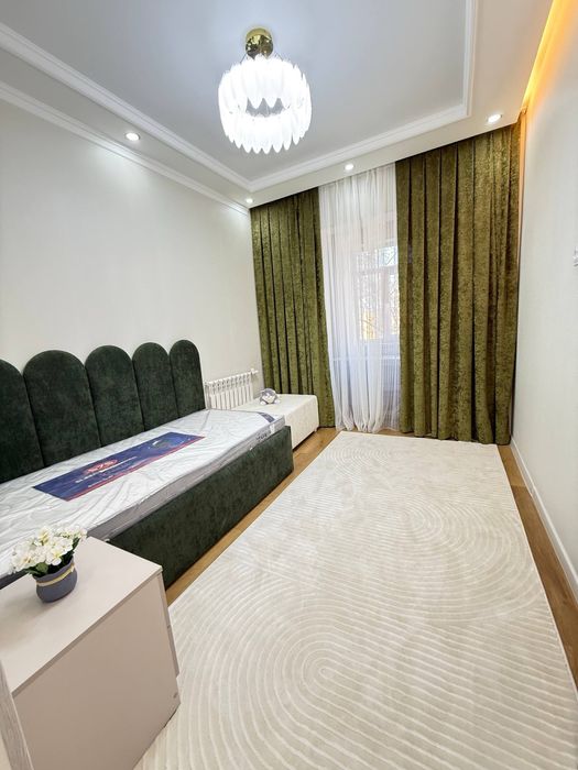 Срочная продажа !!! Чиланзар 20 кв/ ор-р Айген перекресток 18 дом