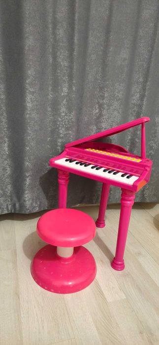 Пиано Bontempi - Ел.пиано със столче