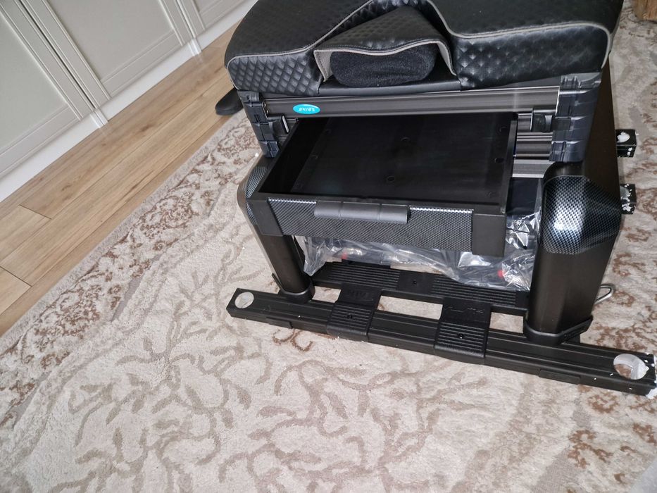 Scaun modular Rive RS2 black carbon