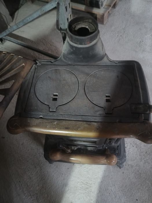 Soba din fontă vintage