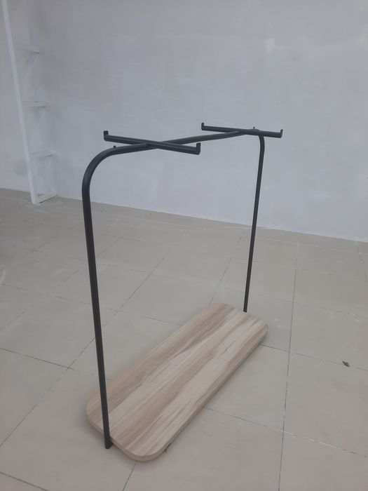 Продам витрина и зеркало