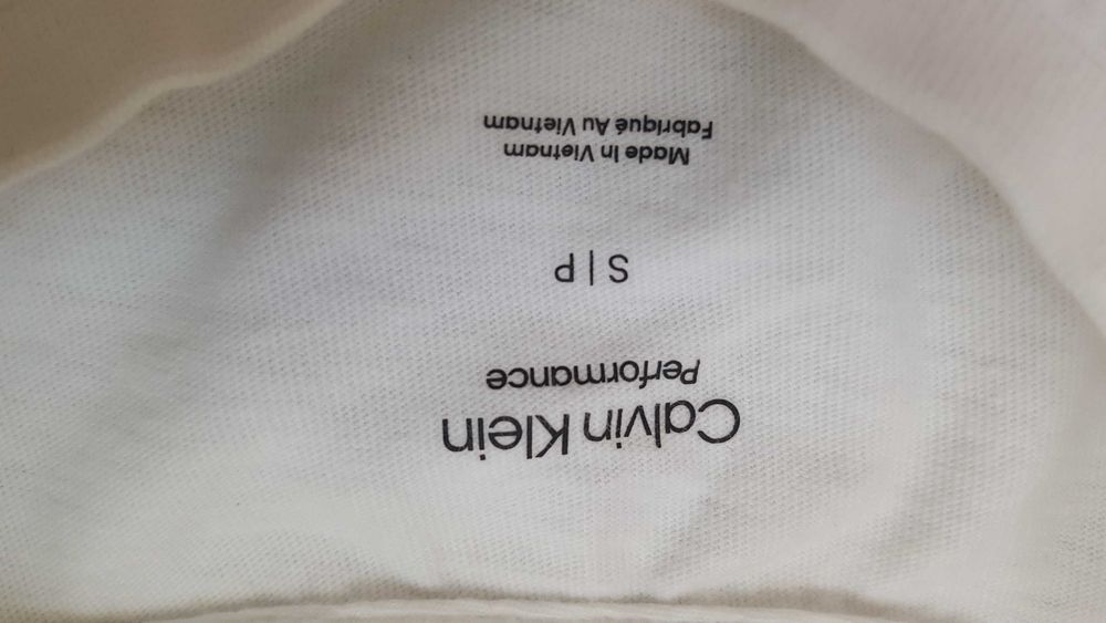 Бяло бюстие тип ТОП CALVIN KLEIN за момиче с размер S/Р