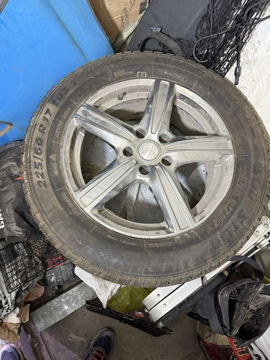 Резина зимняя 225/60 R17 c дисками
