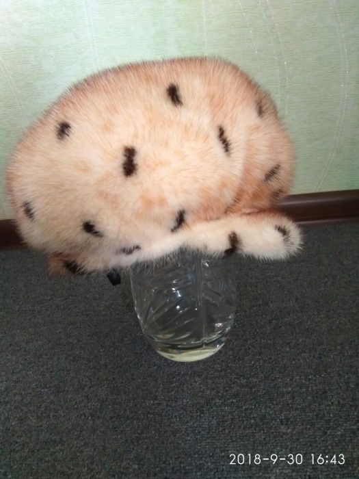 Продам шапку норковую