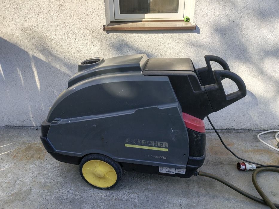 Service scule - reparatii