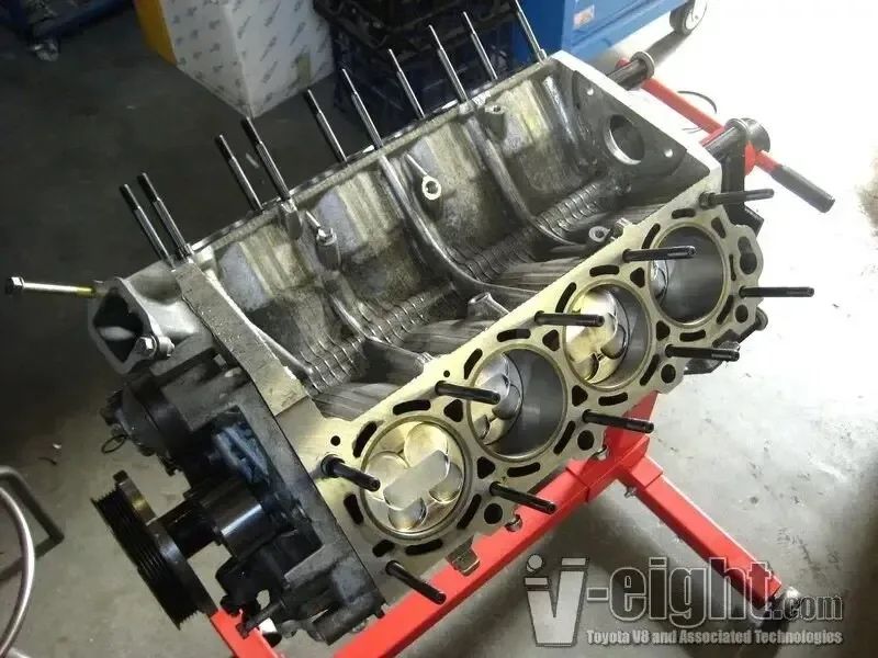 Шорт-Блок 2uz vvti