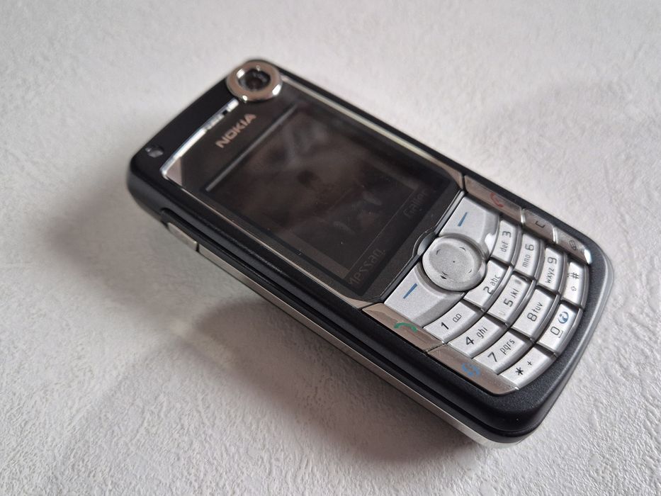 Nokia 6680 - ca nou, de colectie!