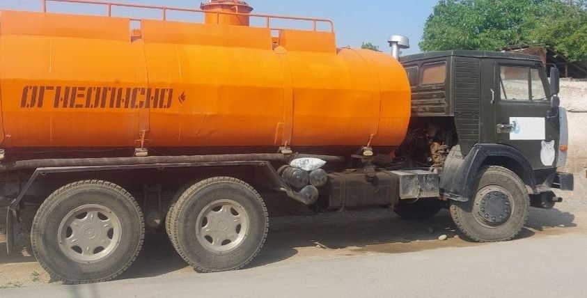 Kamaz binzavoz sotiladi