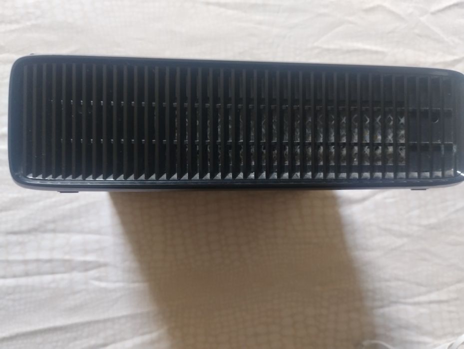 Xbox 360 slim 4gb