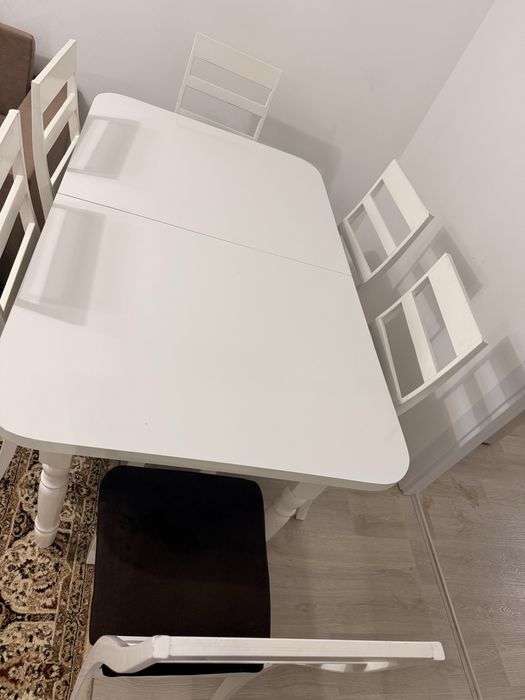 Продам стол и 6 стульев