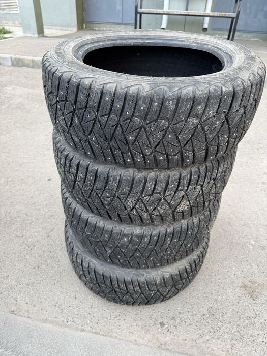 Продам зимние шины goodyear r16