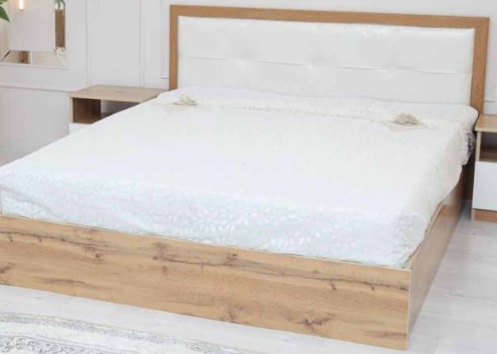 Продам двухспальную кровать