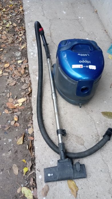 Продам пылесос lg