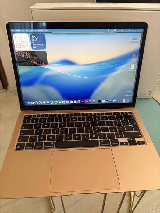 Mackbook Air M1 8/256GB като нов