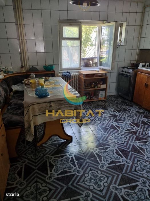 4 camere an 1986 metrou Piata Sudului — fotografia 3