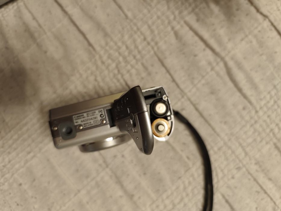Canon PowerShot A560