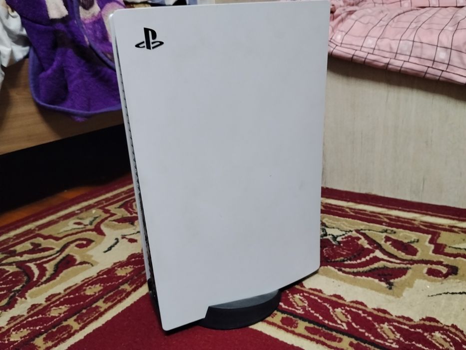 Playstation 5  с дисководом