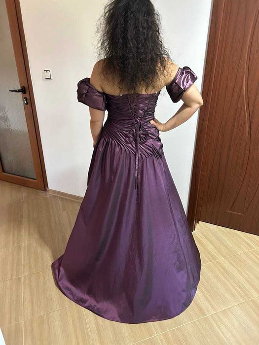 Стилна дълга рокля с чантичка