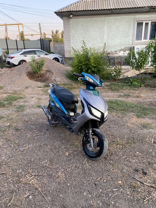 Продам мопед м8 новый мотор