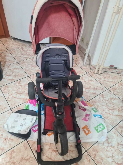 Donatii: canapea, scaun copil, tricicleta