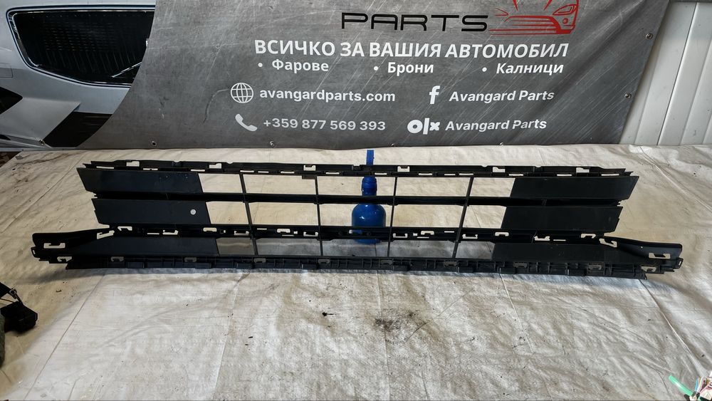 Volkswagen Passat 2015- решетка