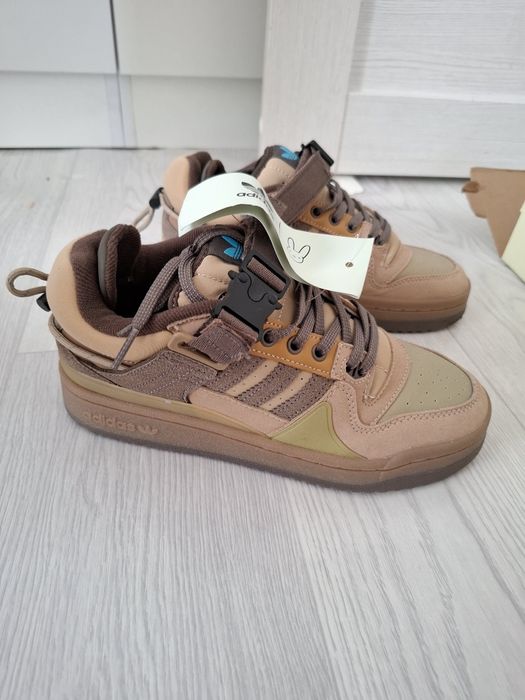 Адидас кроссовки оригинал 38-39 размер