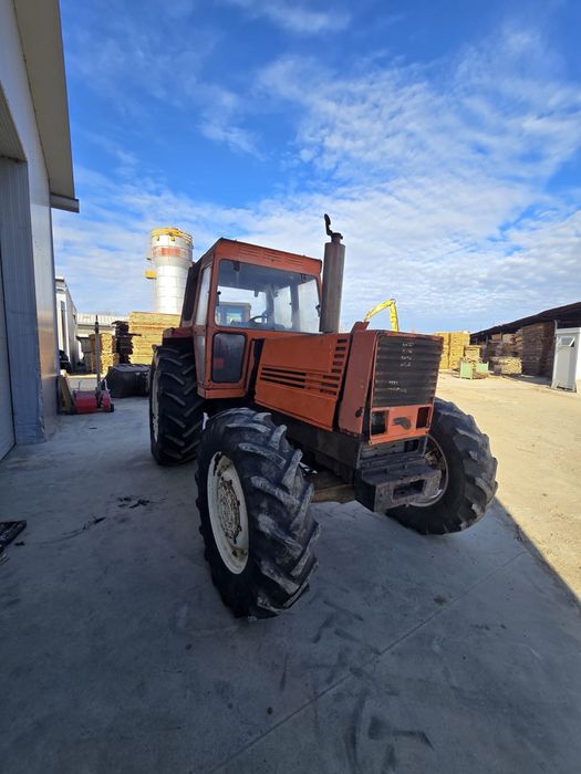 De vânzare Tractor Fiat 180 CP – 11.500 €