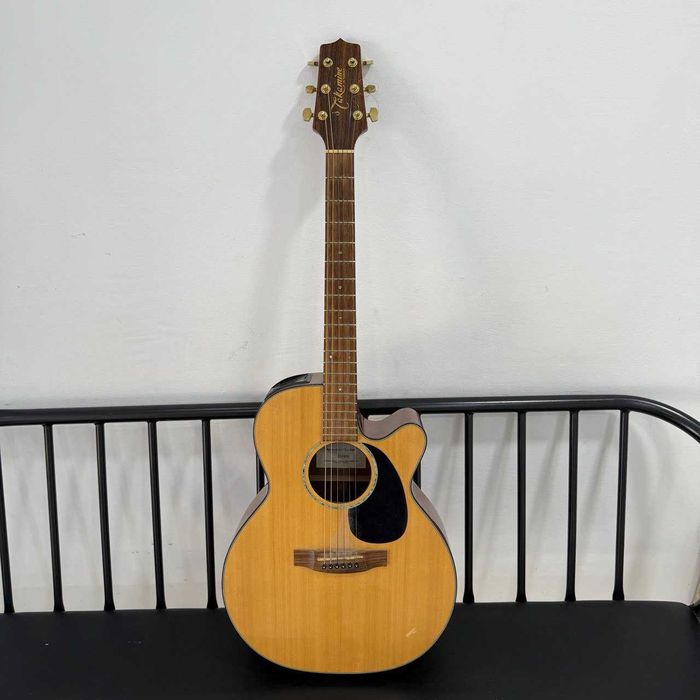 C32/ Электроакустическая гитара Takamine /sk151715