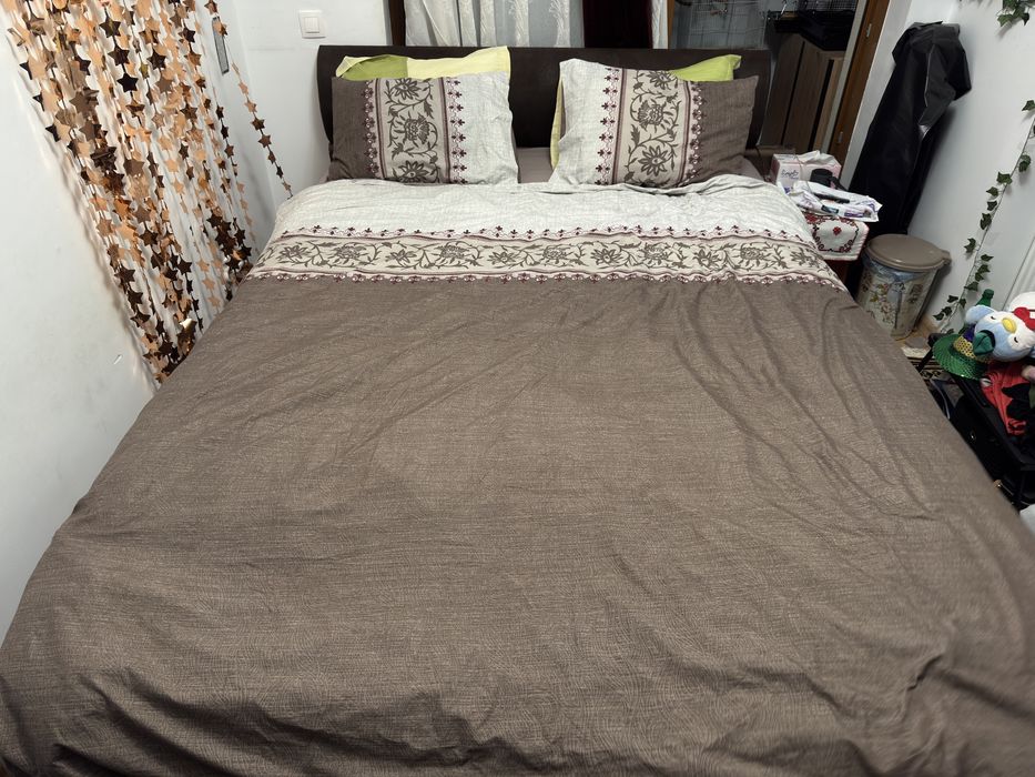 Mobexpert JACKOB Pat tapițat, 160x200cm + ladă depozitare + saltea