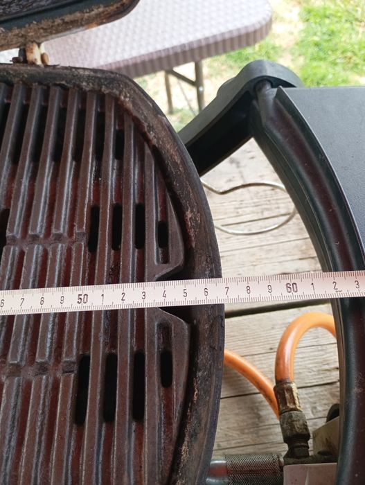 Газово барбекю Вебер