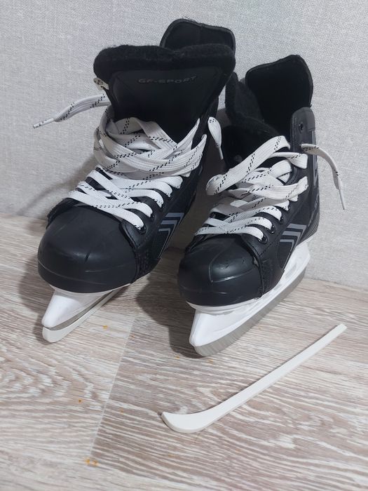 Коньки состояние новые.