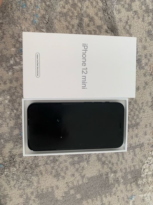 iphone 12 mini в отличном состояние