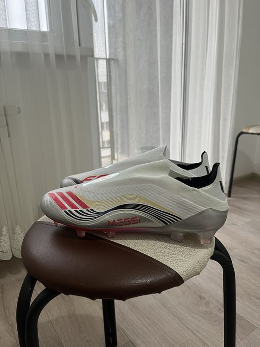 Бутсы адидас престиж