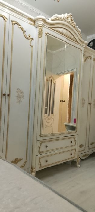 Спальный гарнитур