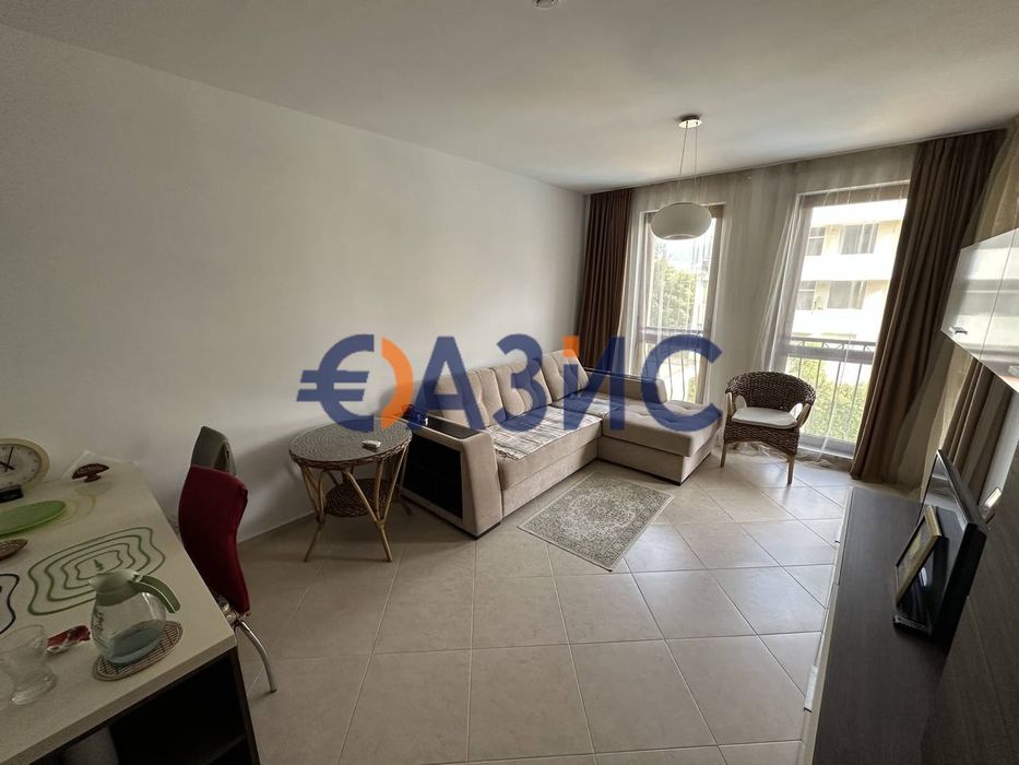 Продава се Двустаен апартамент в к.к. Слънчев бряг - 60 кв.м за 1584 €/кв.м - Снимка #8