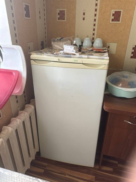 Срочно продам холодильник норд