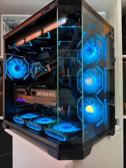 Gaming I9 14900KF/Z790/32GB/RTX 5080/SSD 1TB/Sursa 1200W/Garantie/TVA!