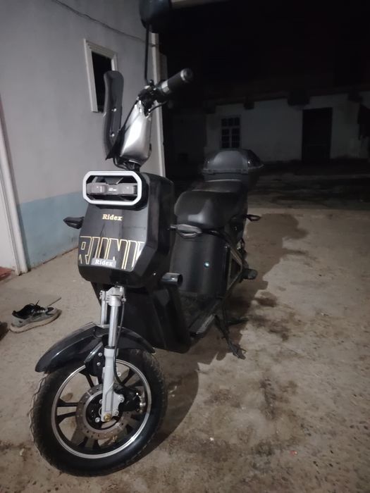 Skuter redix sotilad