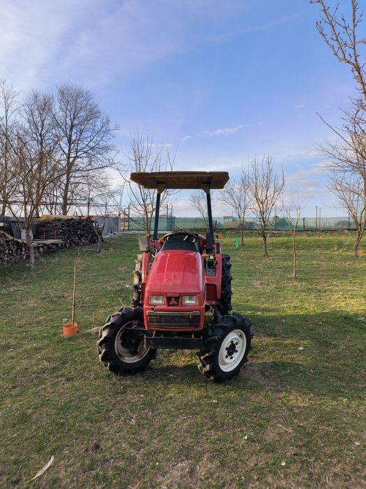 Tractor Mitsubishi MT205 - 20 cai 4x4