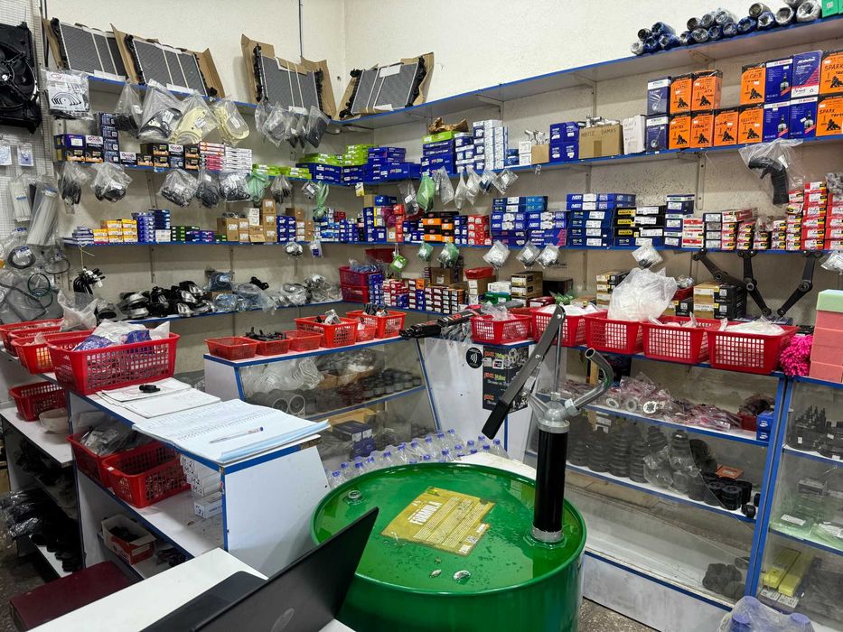 Продаётся действующий и налаженный бизнес по продаже автозапчастей.