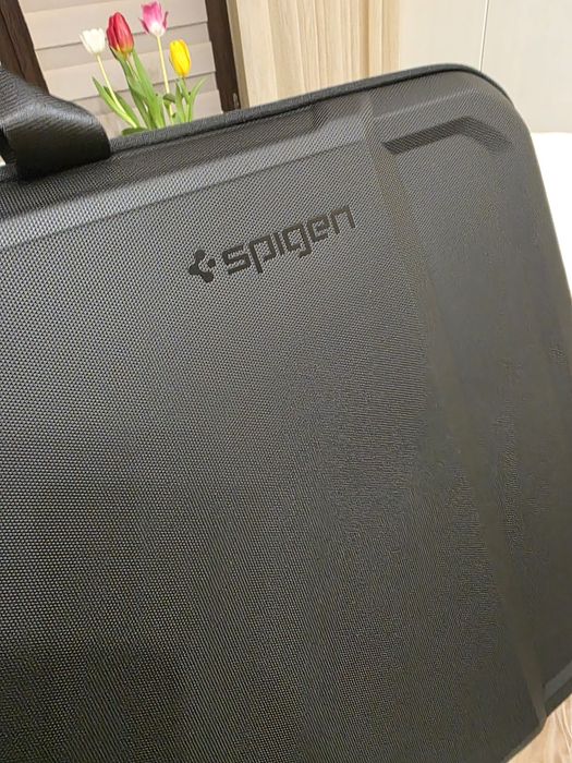 Кейс для монитора LG
