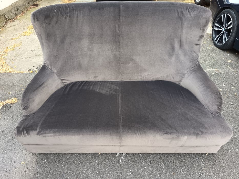 Vând canapea fixa,2 locuri,din gama de lux Musa Italia,Colecția Elain,mobilier italian premium/design high-end