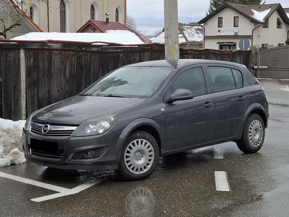 Opel Astra H 1,7 2010