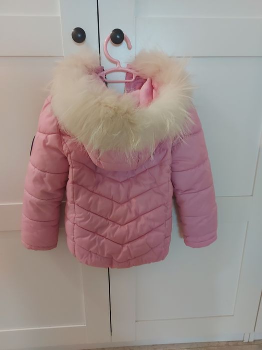 Разпродажба на дрешки на символични цени