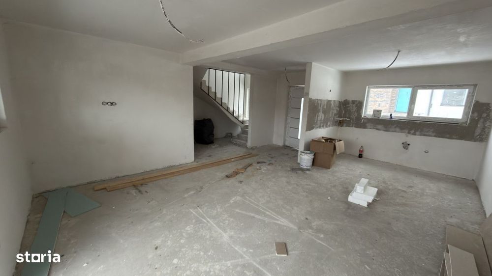 Duplex De 4 Camere, 97mp, Zona Teilor